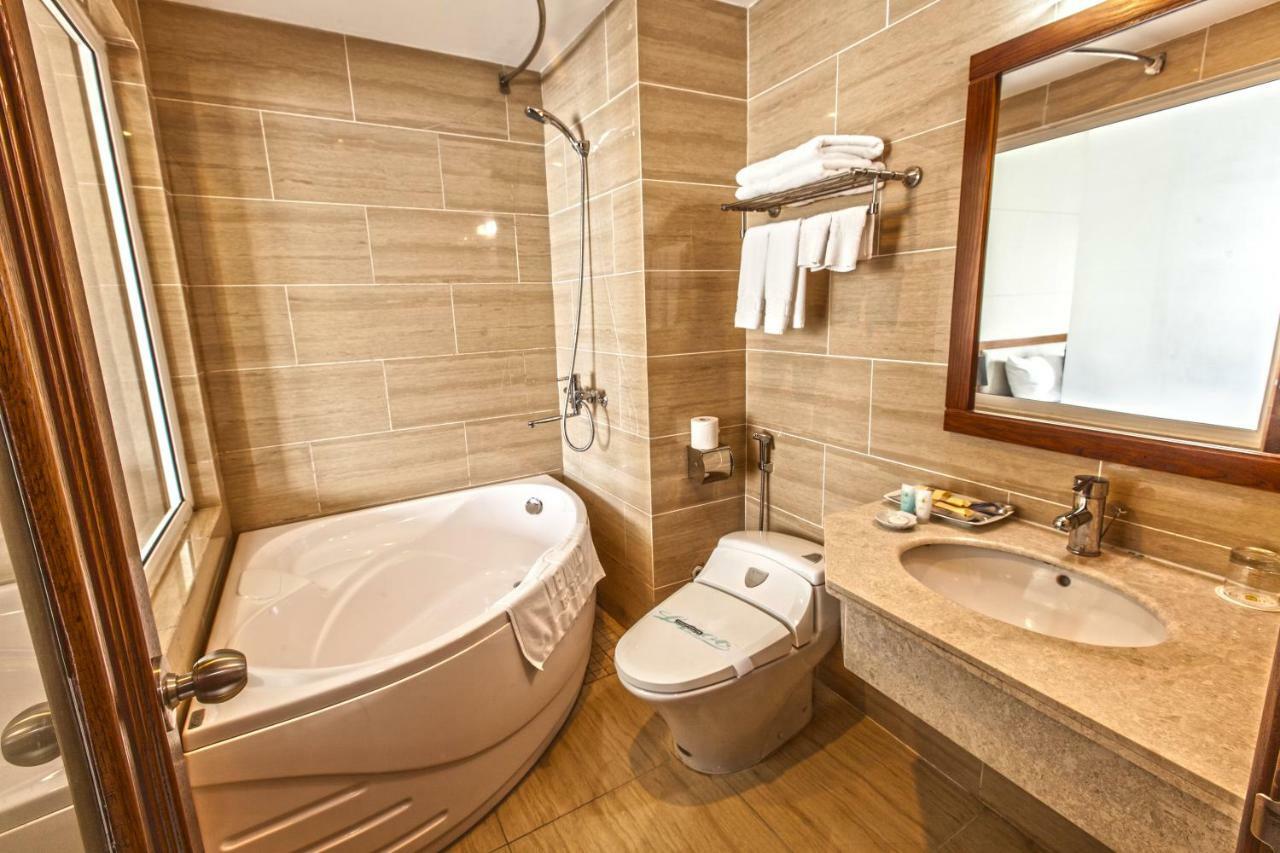 Lenid Hanoi Hotel Екстер'єр фото